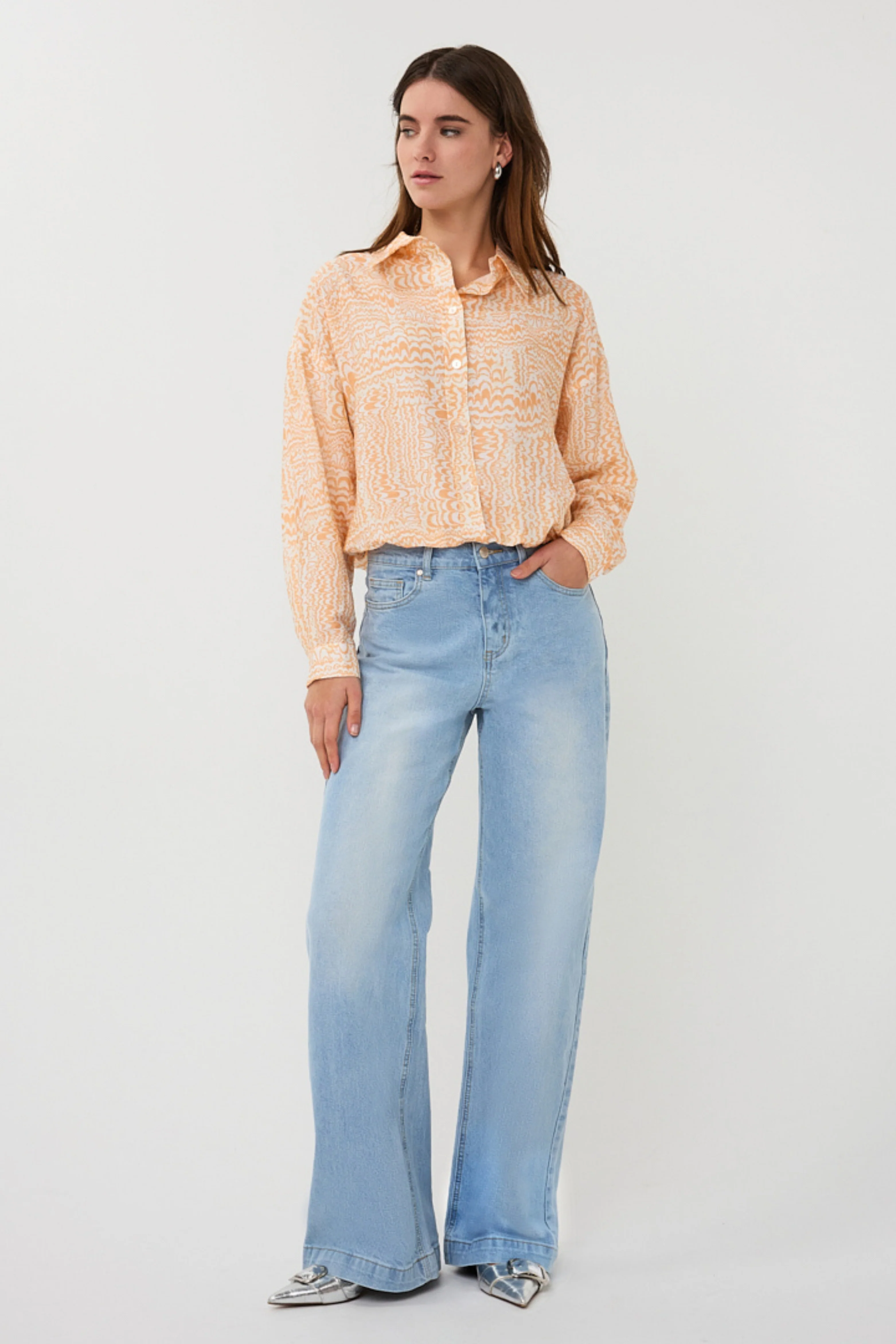 Blouse Elastic Bottom Waves Print SP26.10020 - Image 9