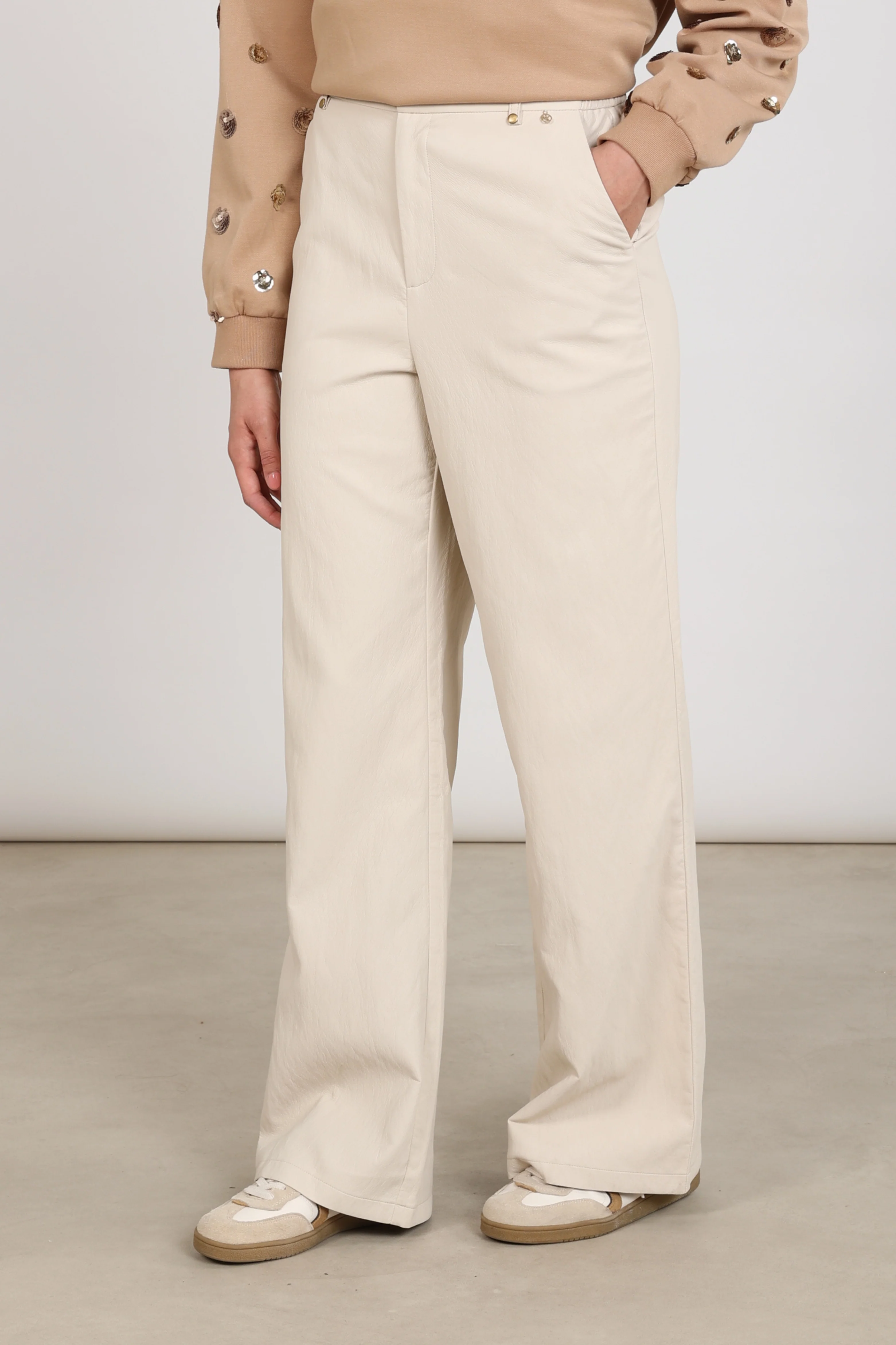 Broek Beverly Sand NKF09083 - Image 2