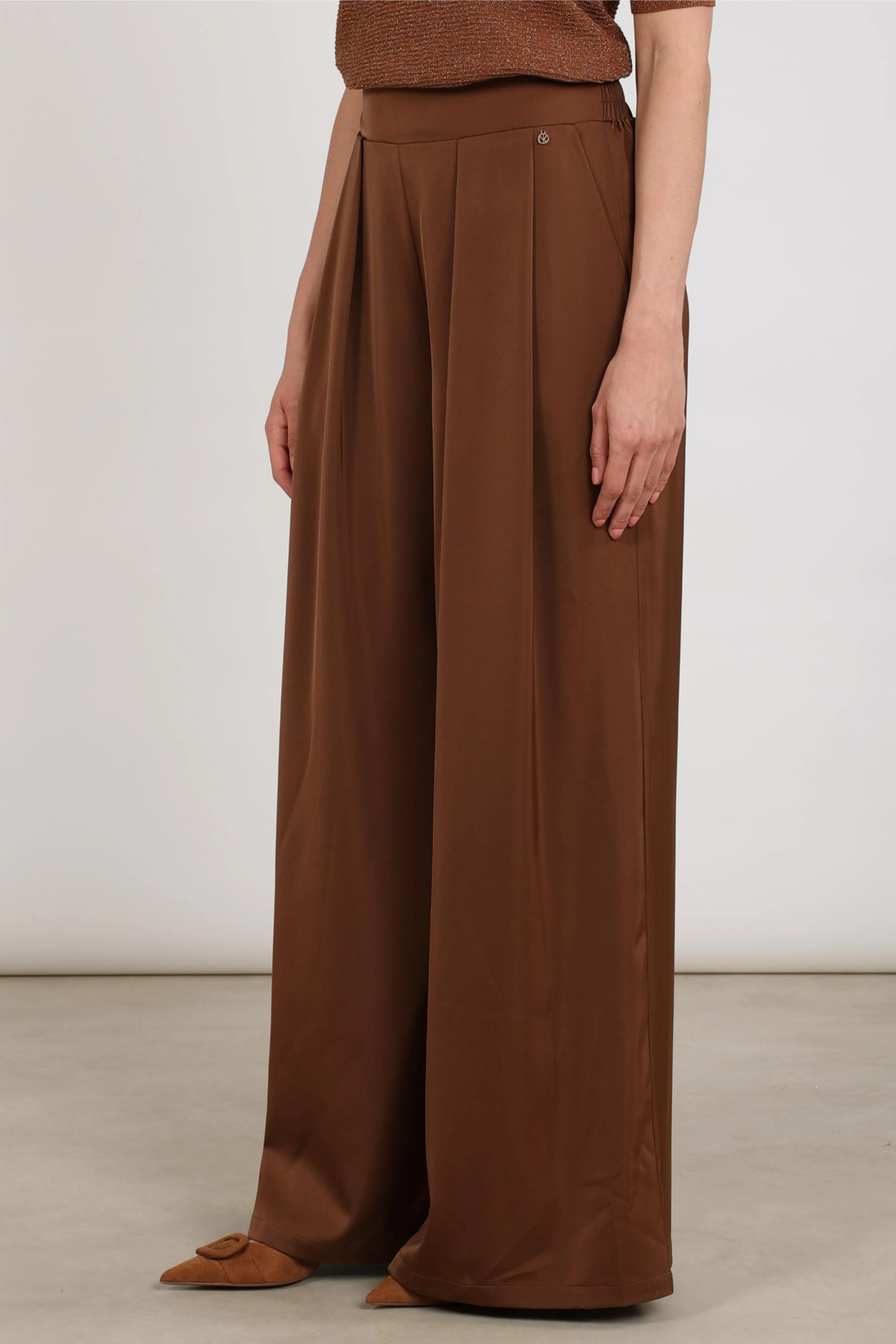 Broek June Shiny Espresso NKF09068 - Image 9