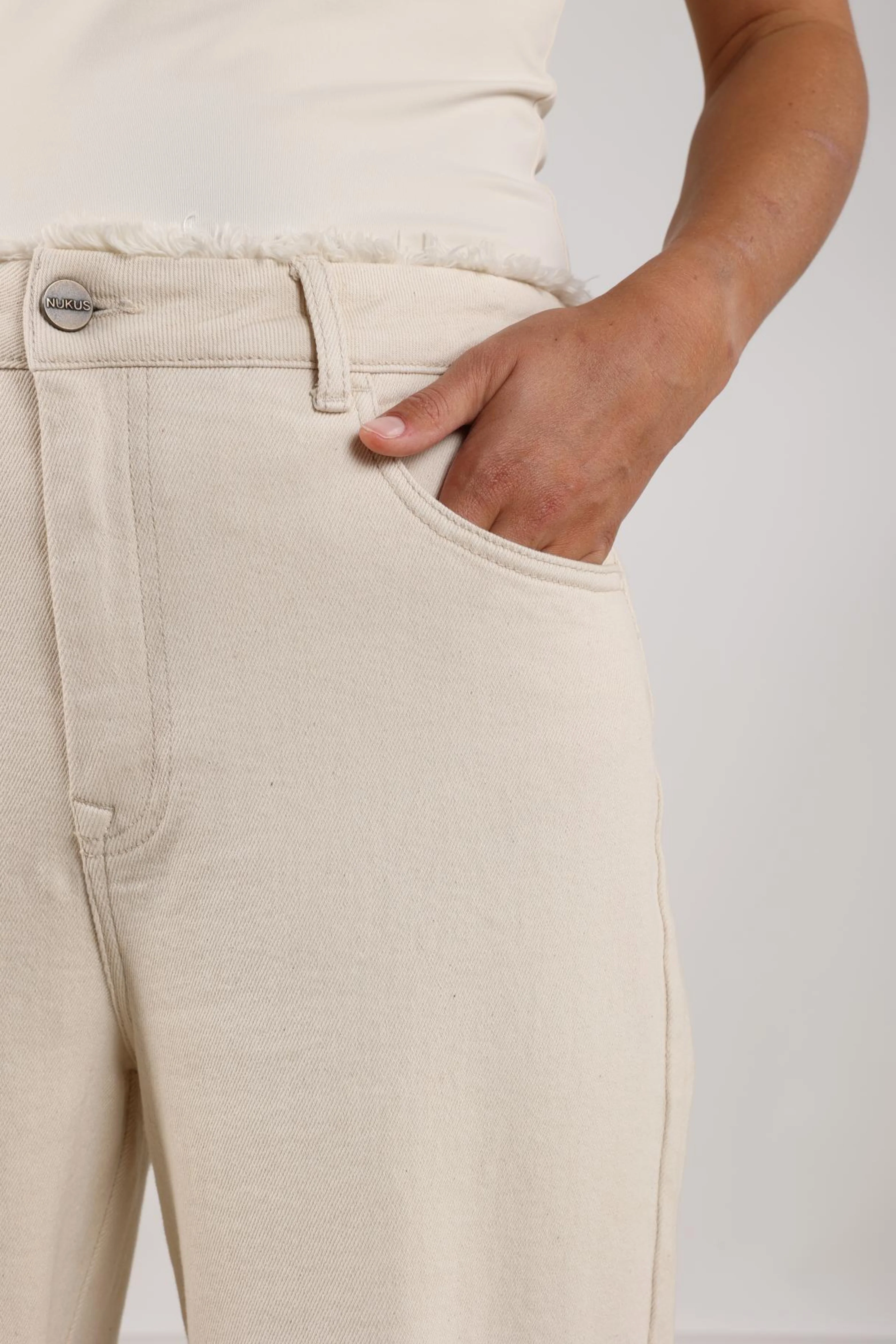 Jeans Shay Ruffle Offwhite NKS09064 - Image 10