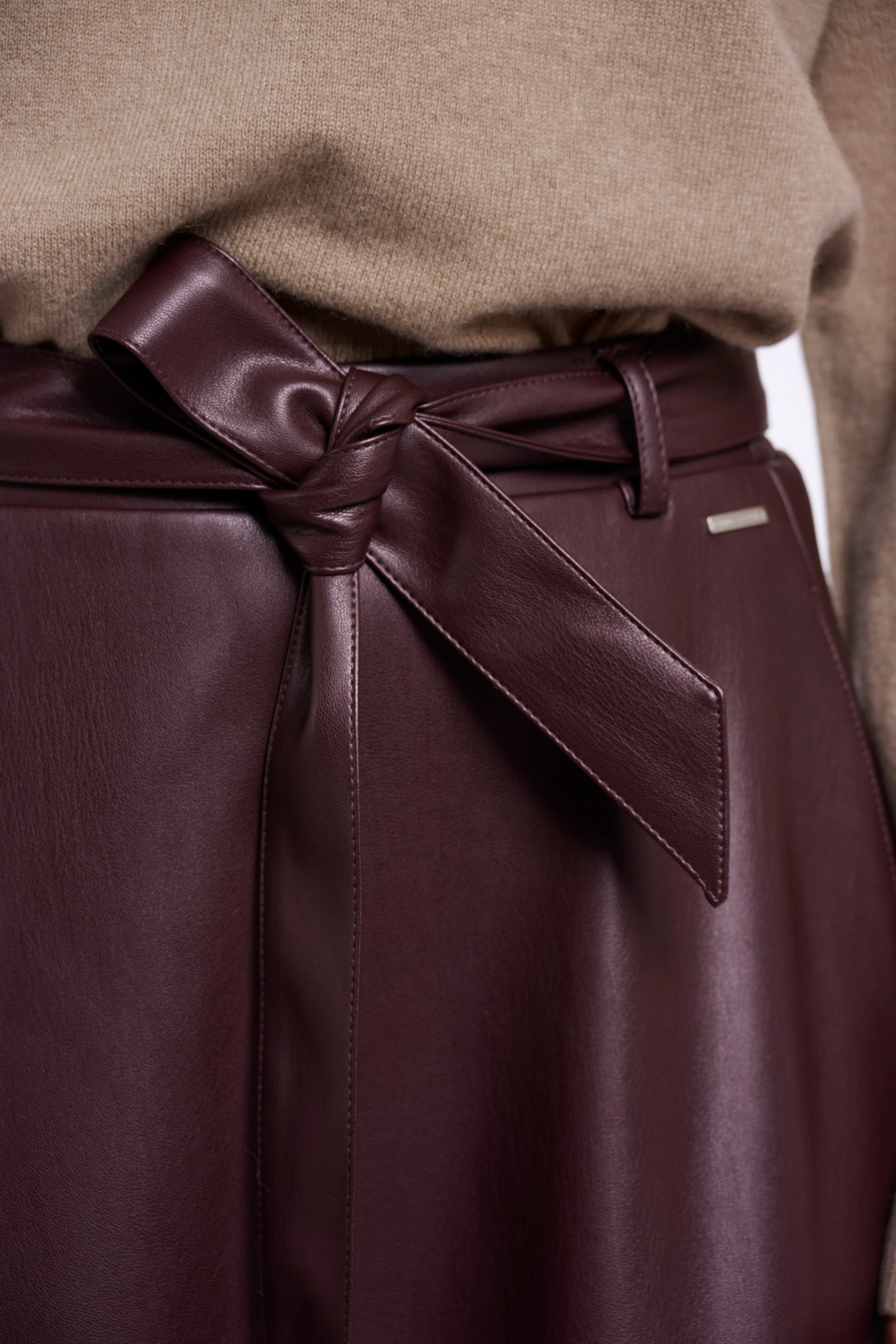 Rok Chelsea Chocolate Bean - Image 4