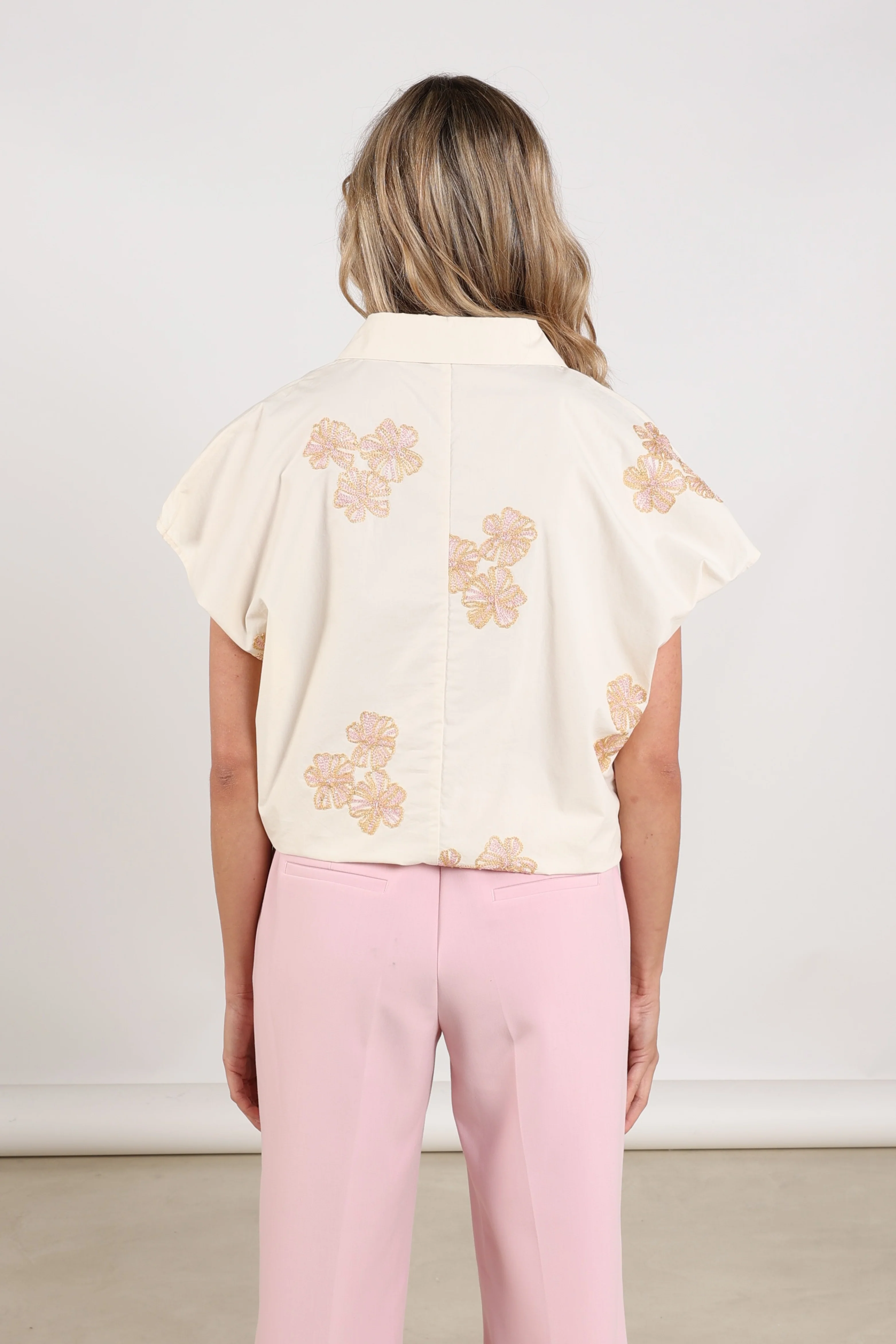 Top Daniek Embroidery Offwhite Blush NKS01125 - Image 8