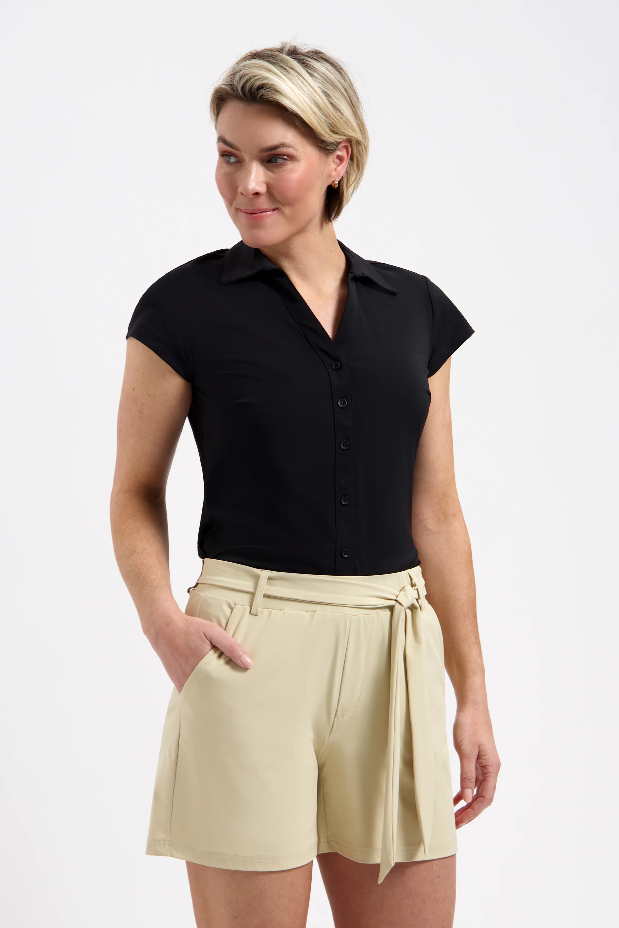 Travel Blouse Suzy Cap Black L27.375.1066 - Image 2