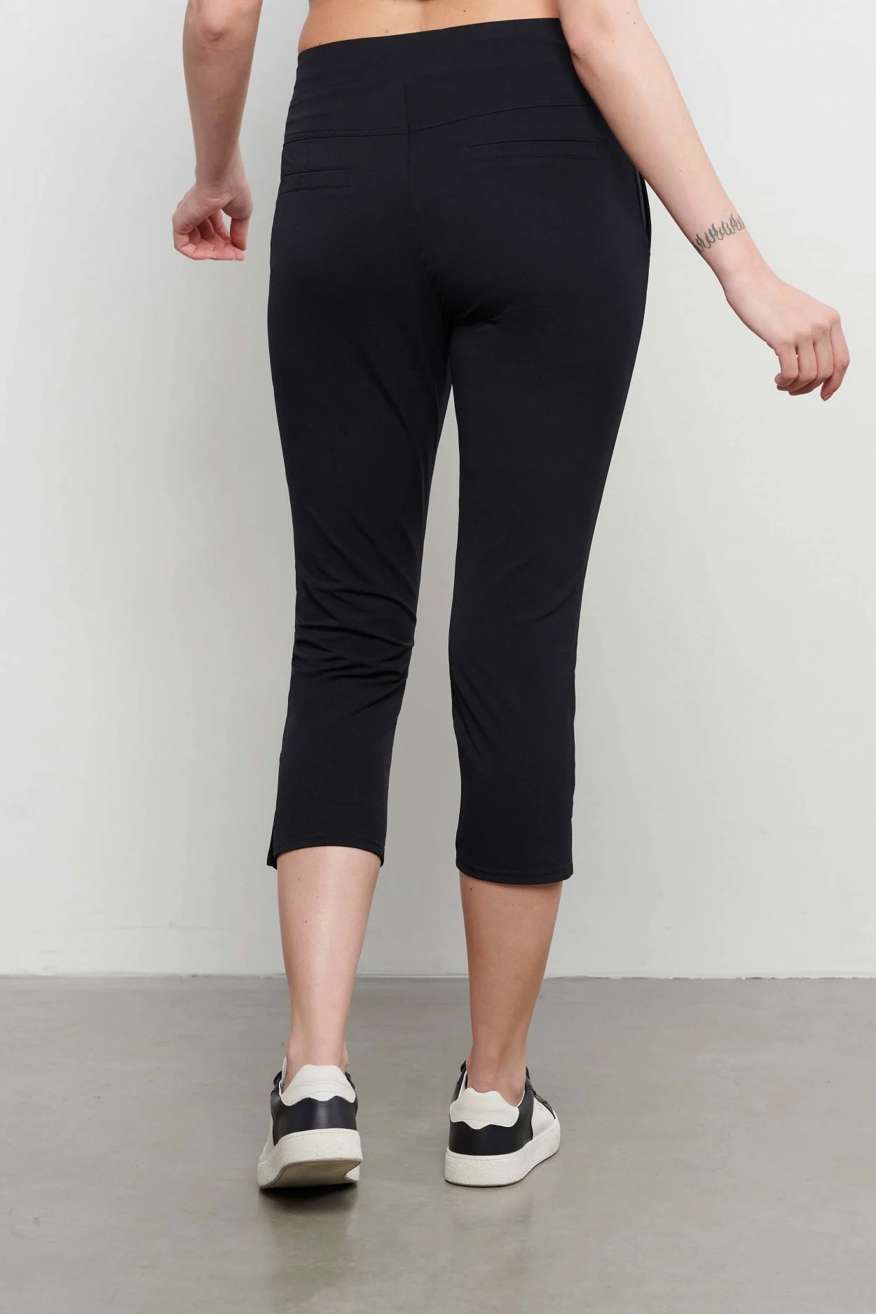 Travel Broek Capri Phoenix Black - Image 4